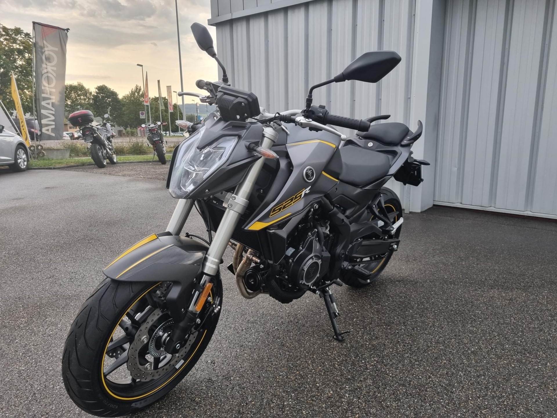 VOGE NAKED 525R-showroom-element-1