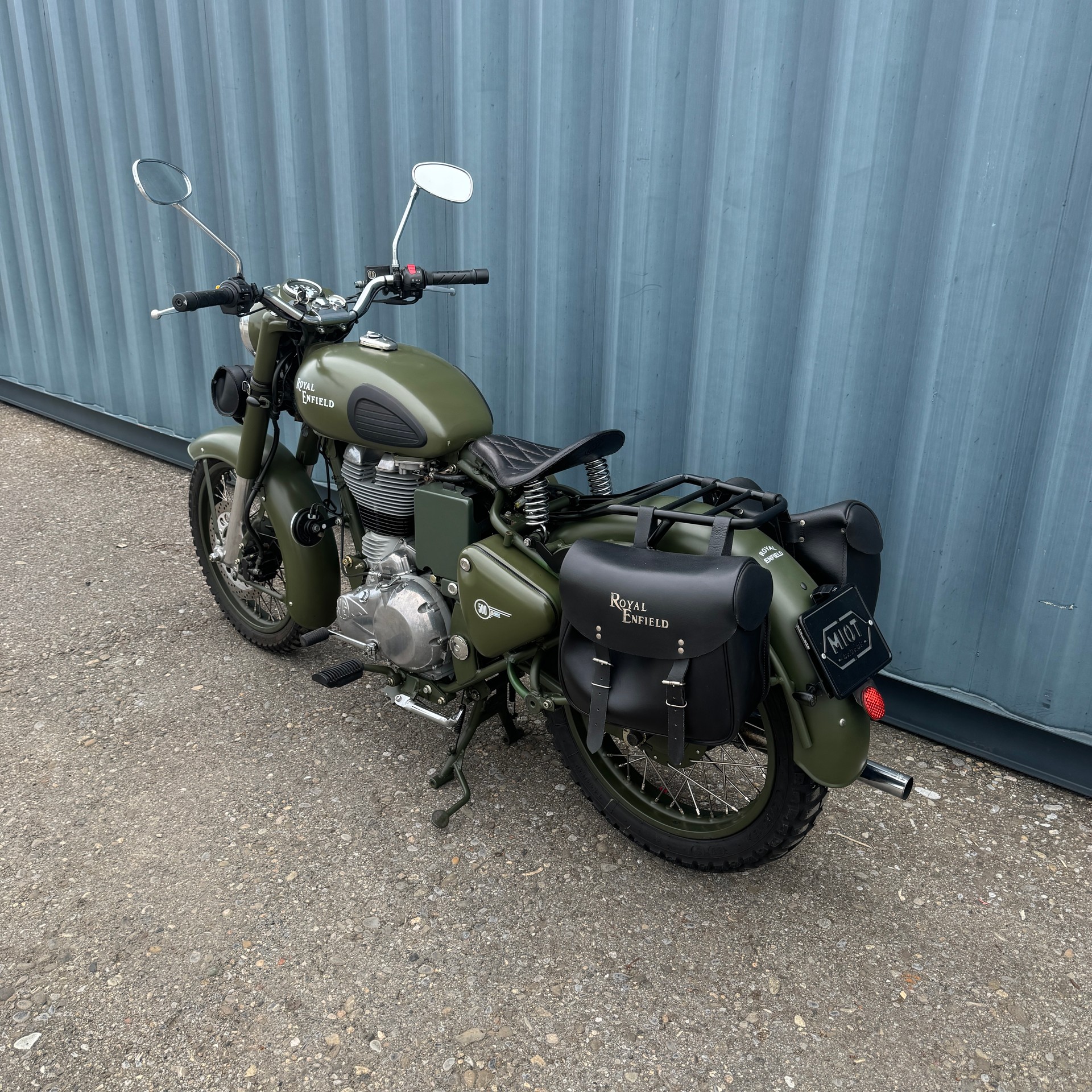 ROYAL ENFIELD Bullet 500i EFI-showroom-element-1