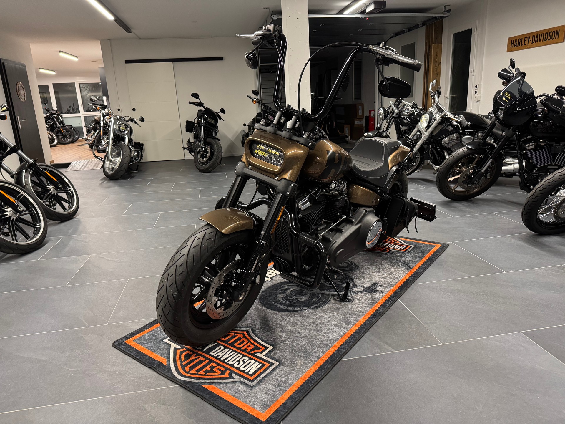 HARLEY-DAVIDSON FXFBS Fat Bob 114 ABS-showroom-element-2