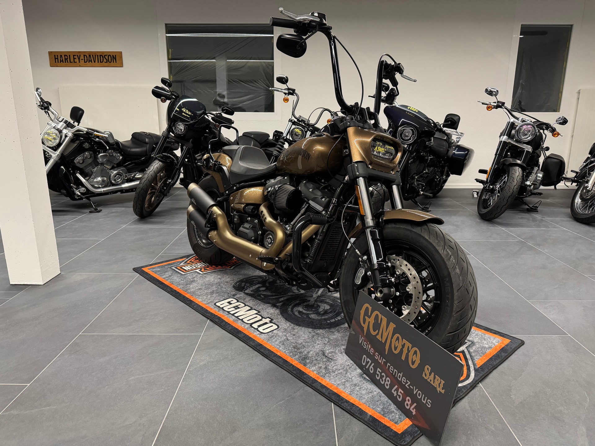 HARLEY-DAVIDSON FXFBS Fat Bob 114 ABS-showroom-element-1