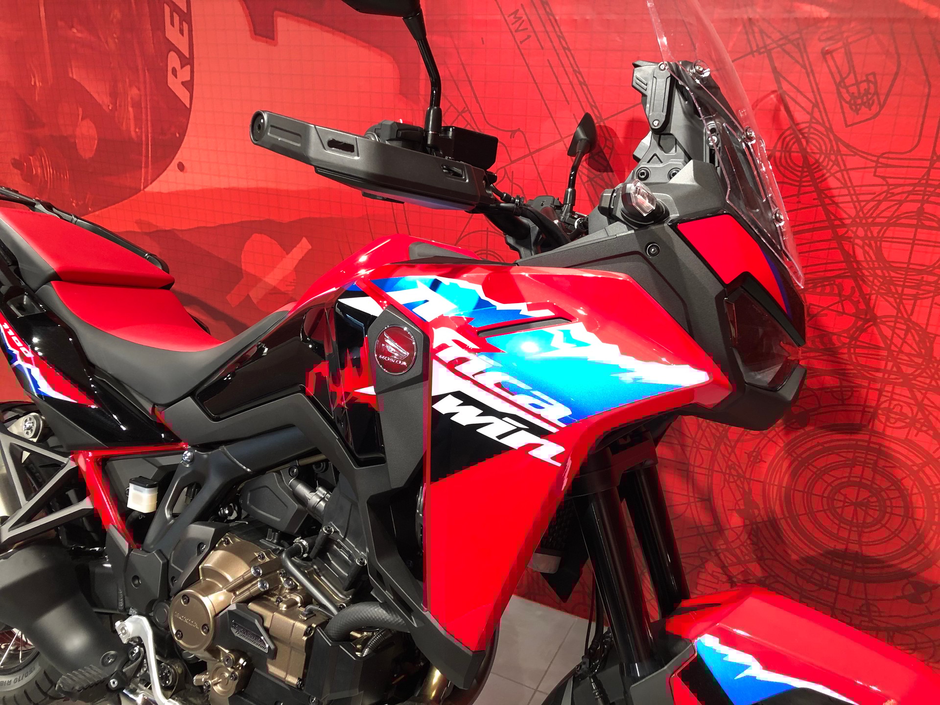 HONDA CRF 1100 DCT Africa Twin-showroom-element-2