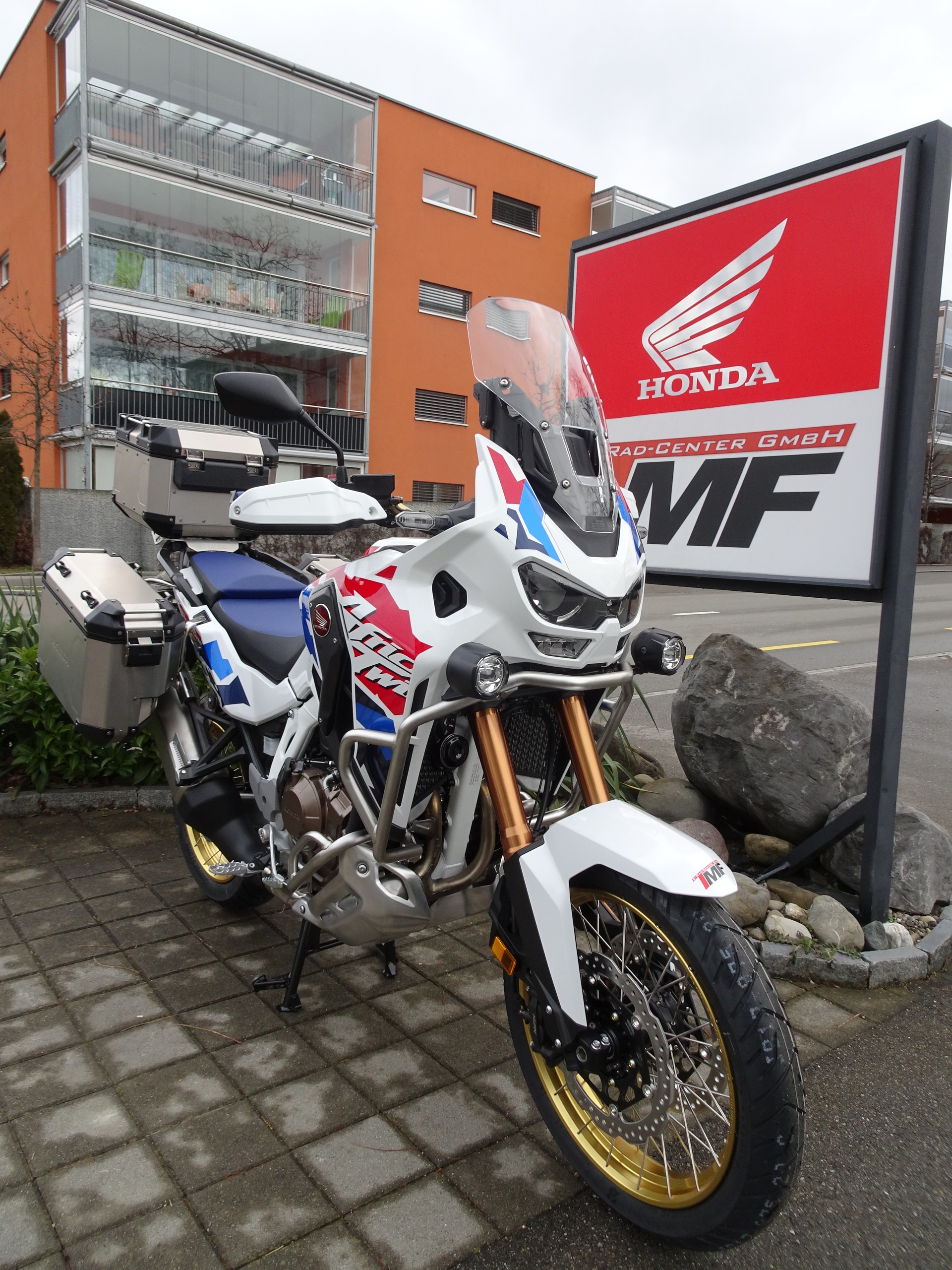 HONDA CRF 1100 Africa Twin Adventure Sports-showroom-element-2
