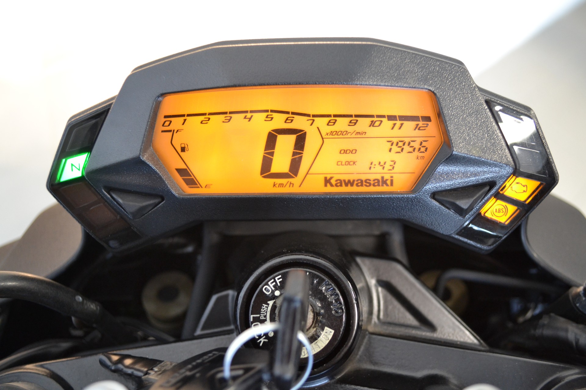 KAWASAKI Z 125-image-4