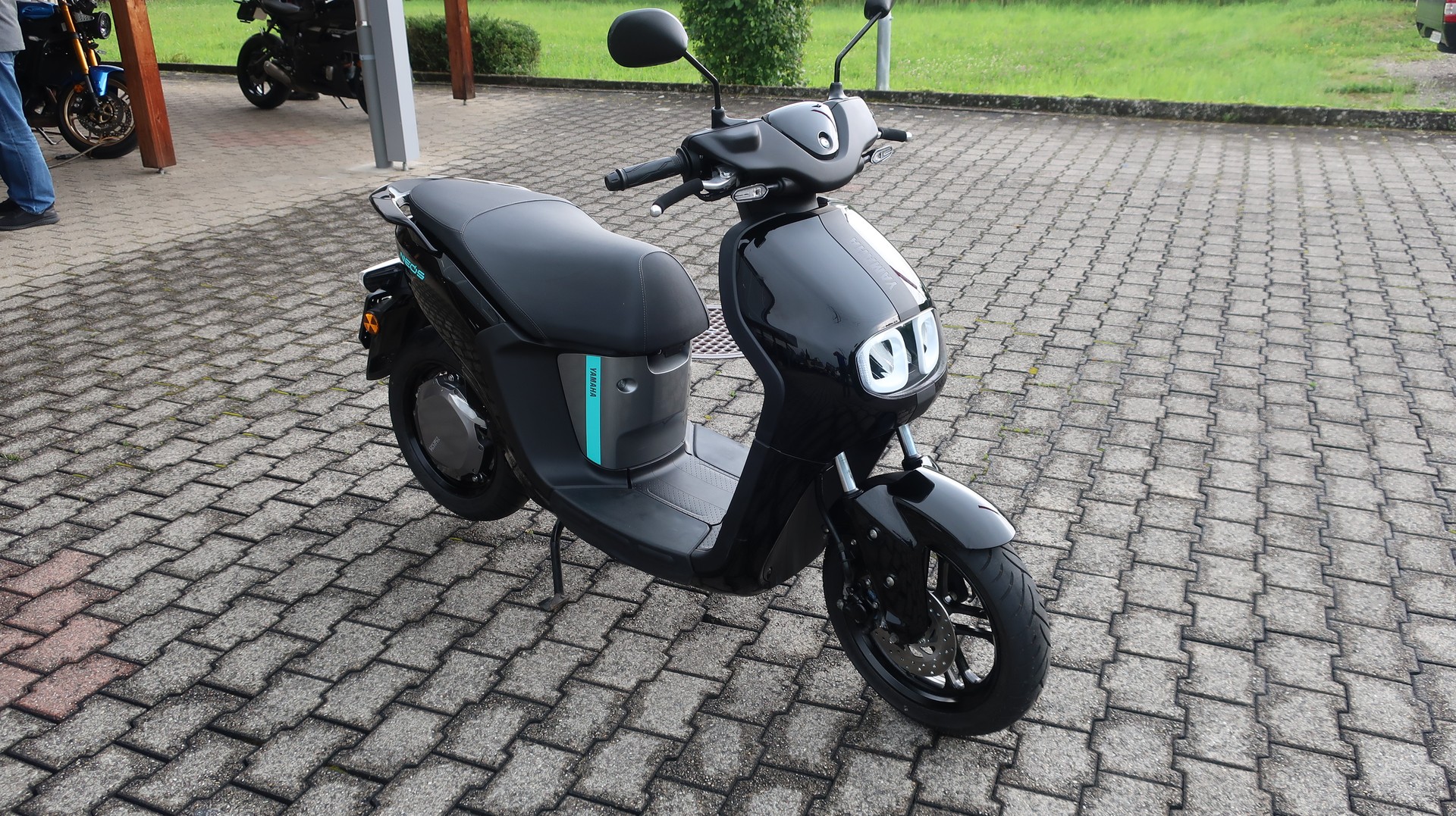 YAMAHA Neo's EV