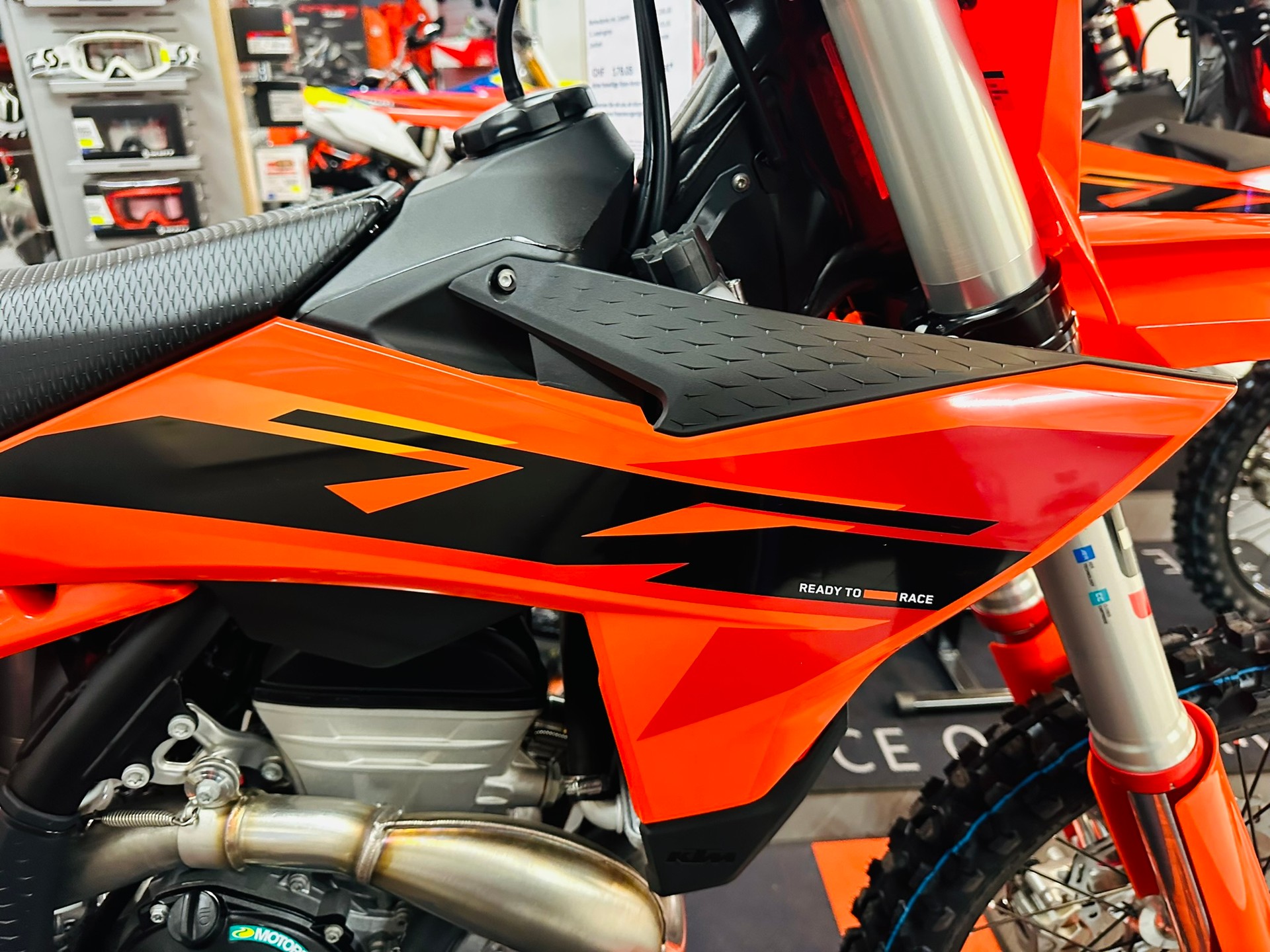 KTM 350 SX-F-showroom-element-2