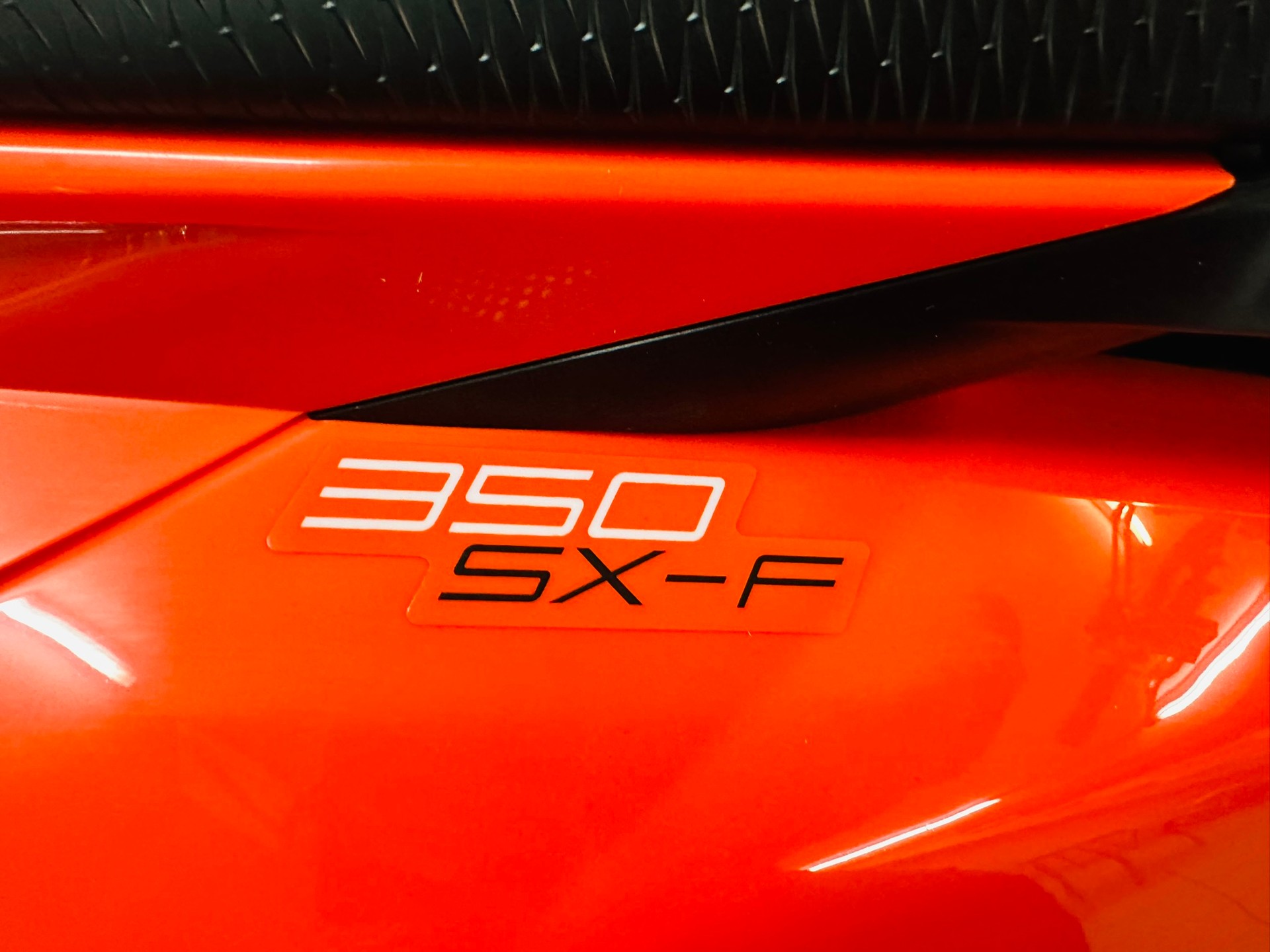 KTM 350 SX-F-showroom-element-3