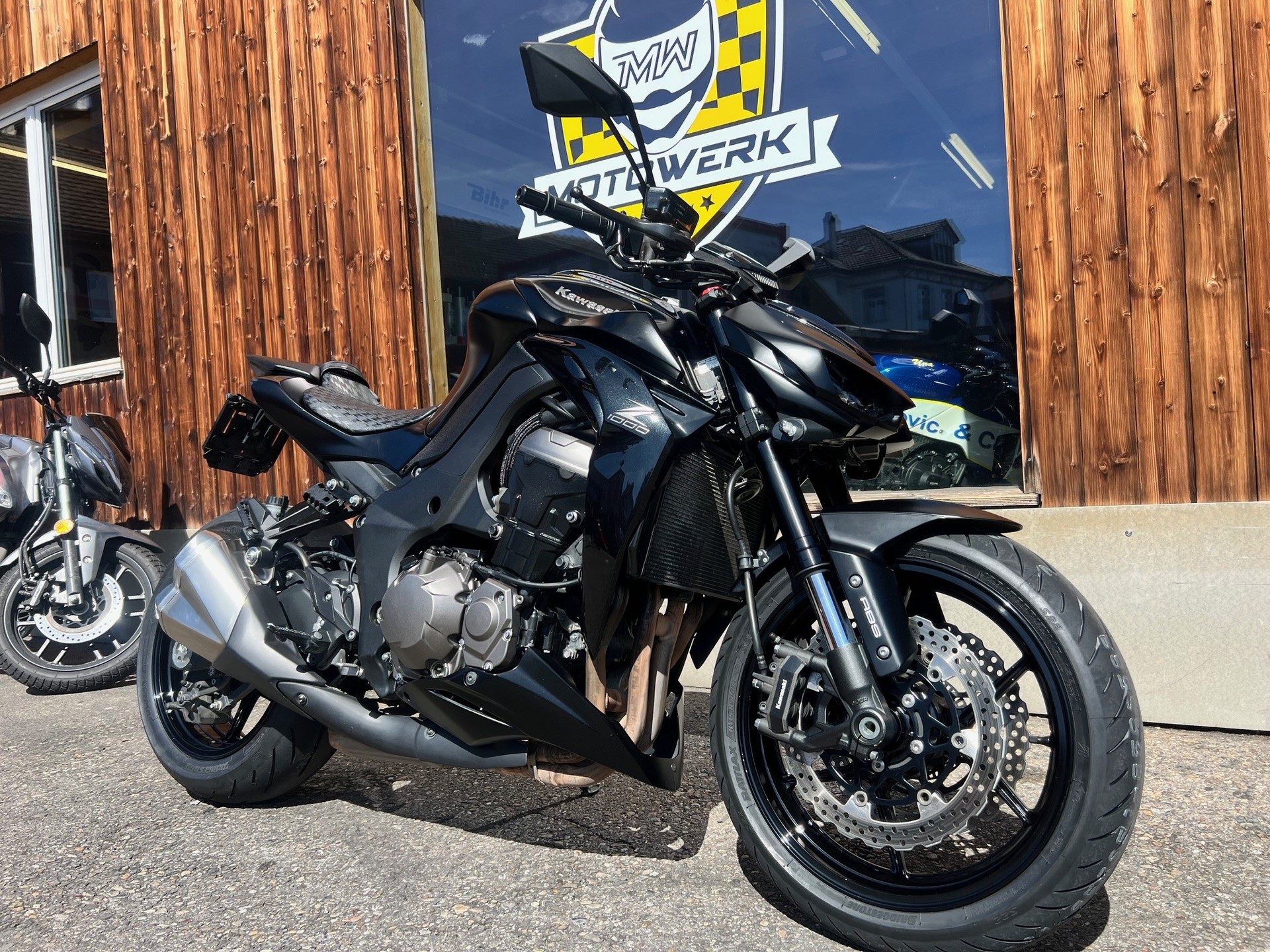 KAWASAKI Z 1000 ABS-image-1