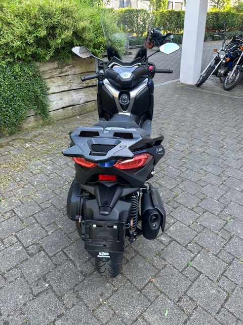YAMAHA X-Max CZD 300 ABS-showroom-element-2