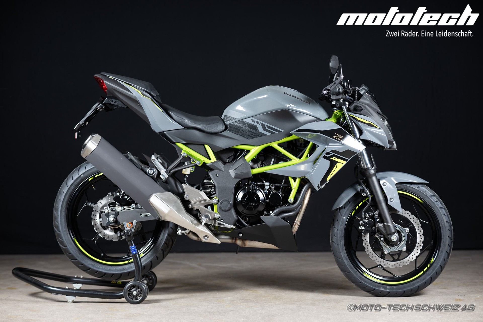KAWASAKI Z 125 MY24 STAGE 1-showroom-element-1