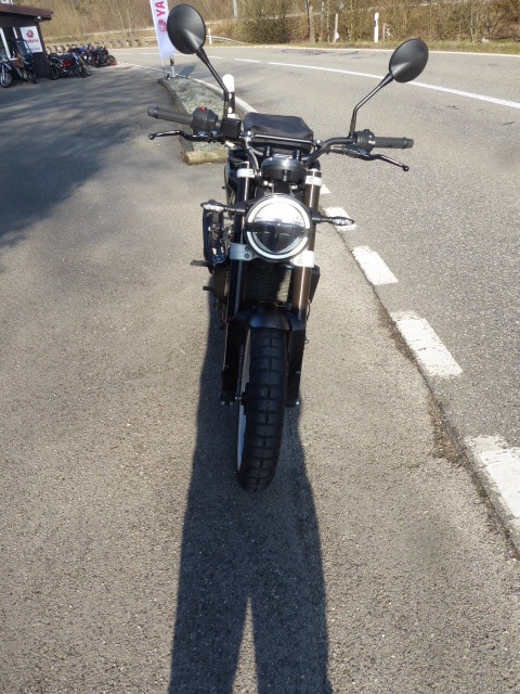 HUSQVARNA Svartpilen 401-showroom-element-1