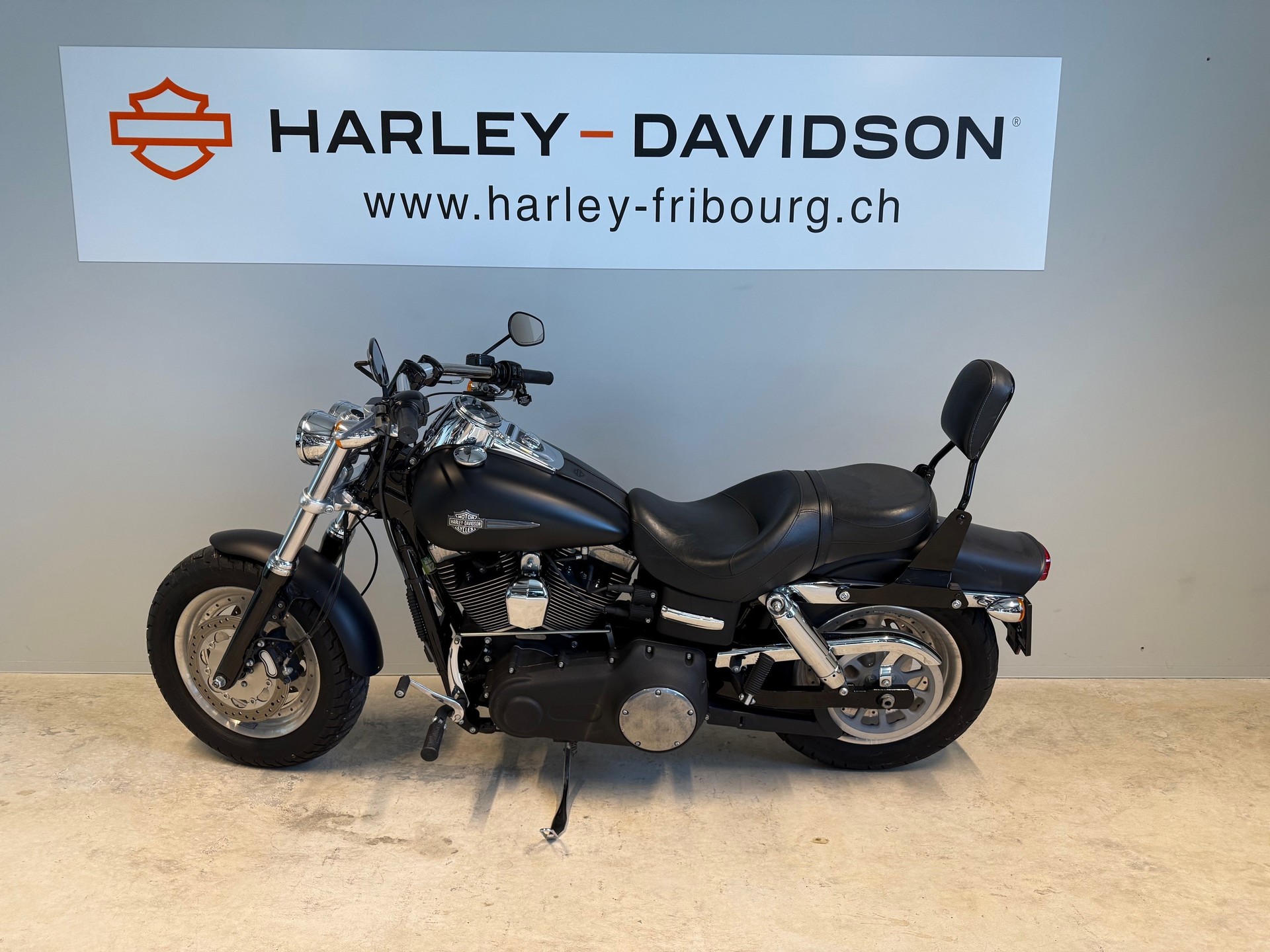 HARLEY-DAVIDSON FXDF Dyna Fat Bob ABS-showroom-element-1