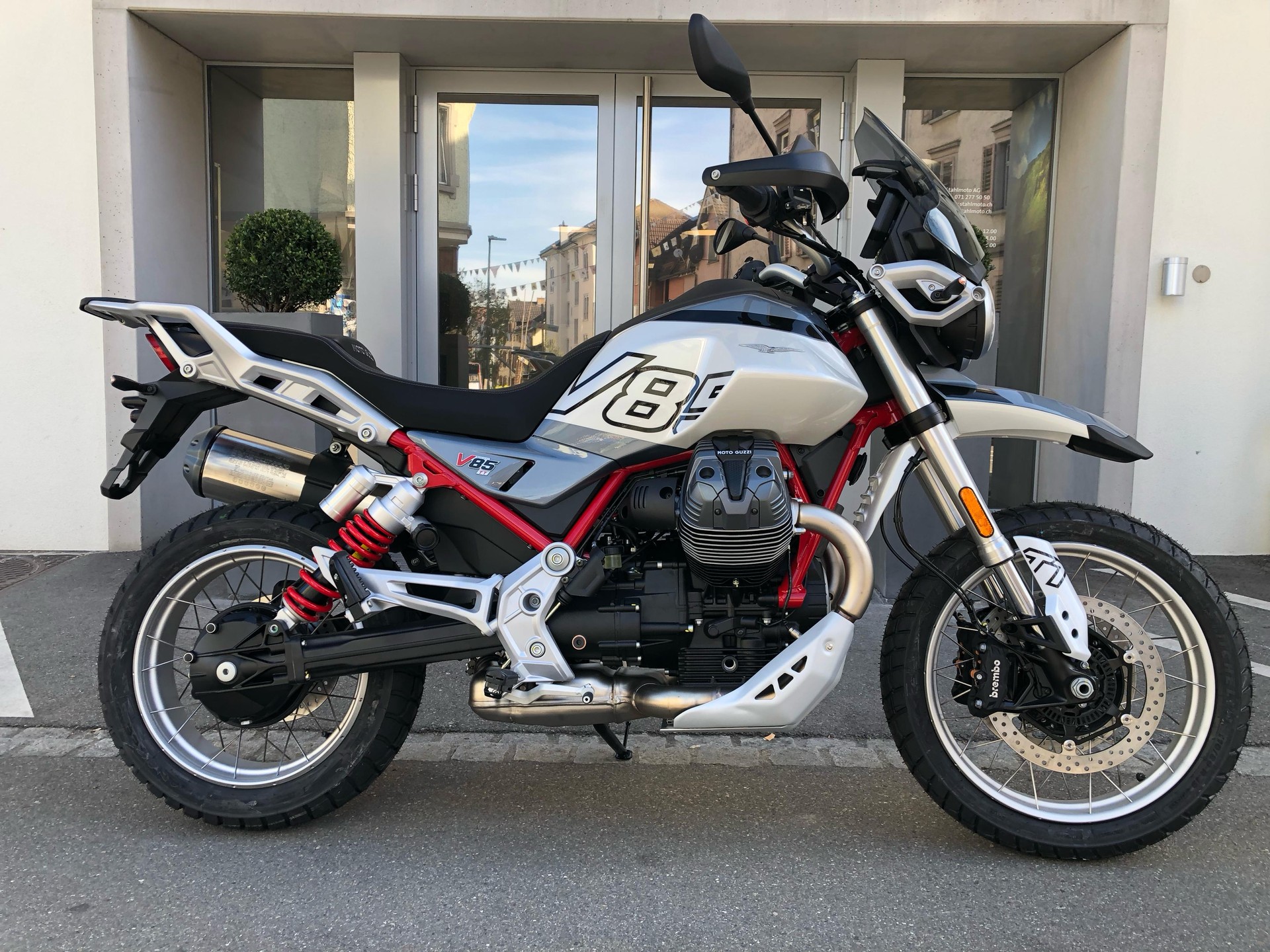 MOTO GUZZI V85 TT E5+-image-9