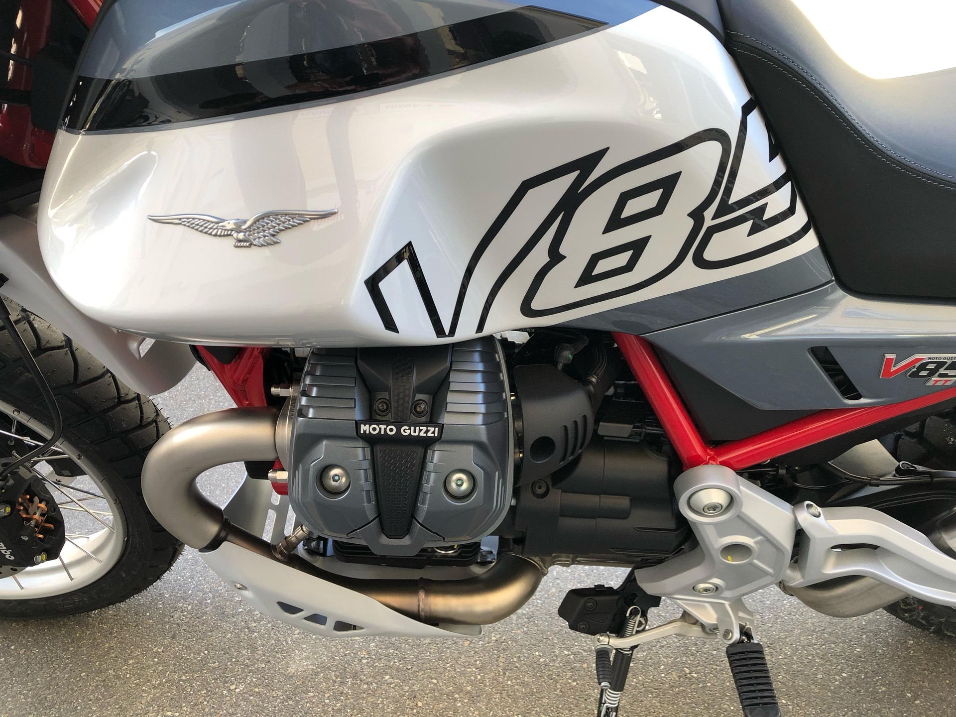 MOTO GUZZI V85 TT E5+-image-7