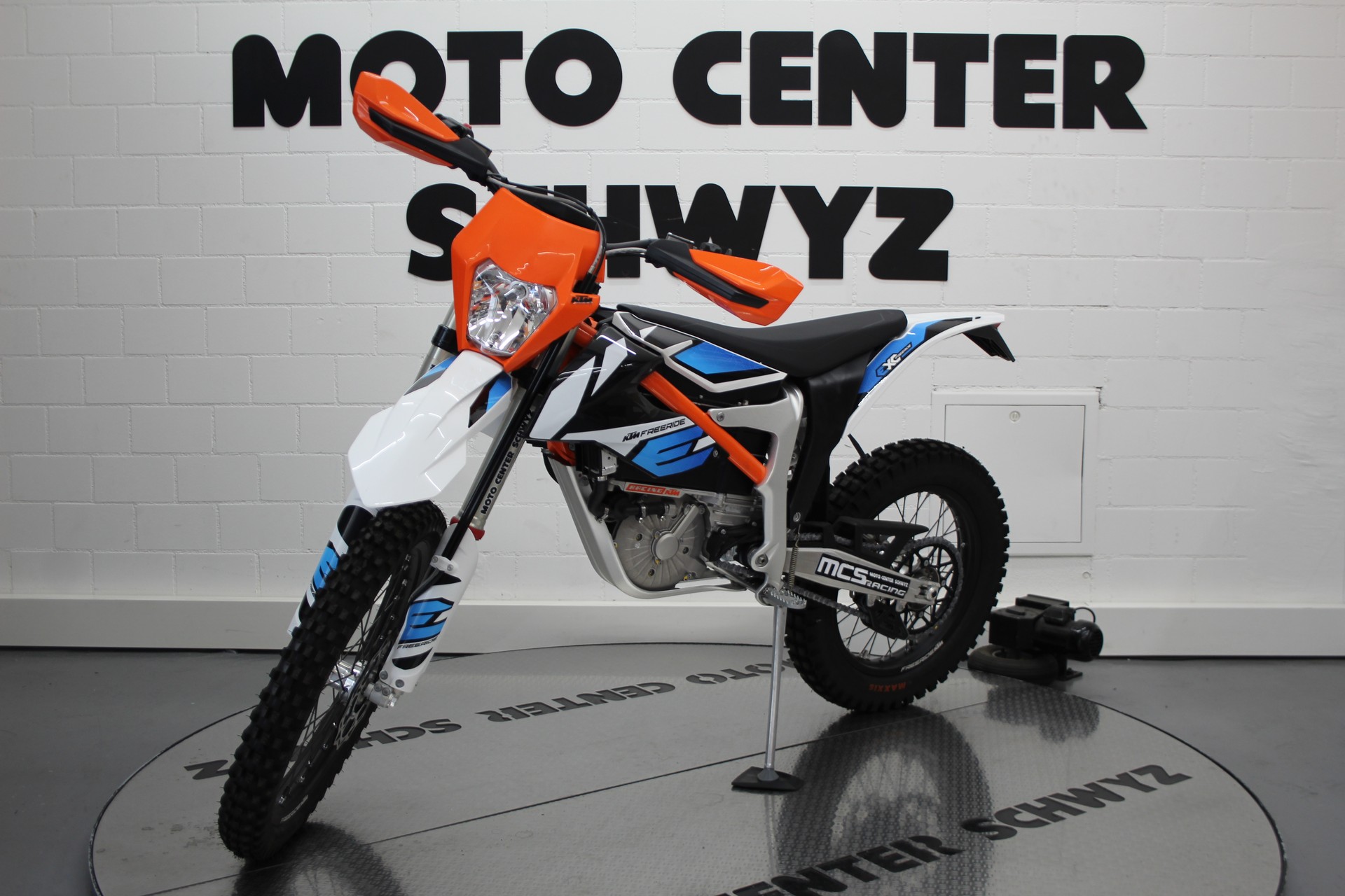 KTM Freeride E-XC-showroom-element-3