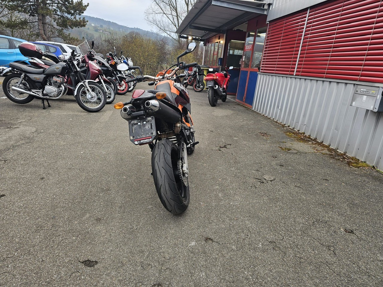 KTM 640 Duke-E II (25kW)-showroom-element-1