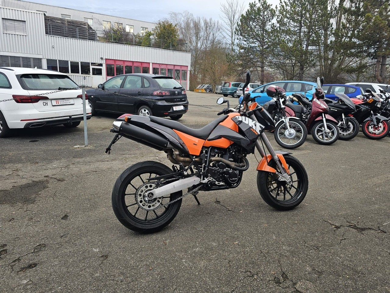 KTM 640 Duke-E II (25kW)-showroom-element-3
