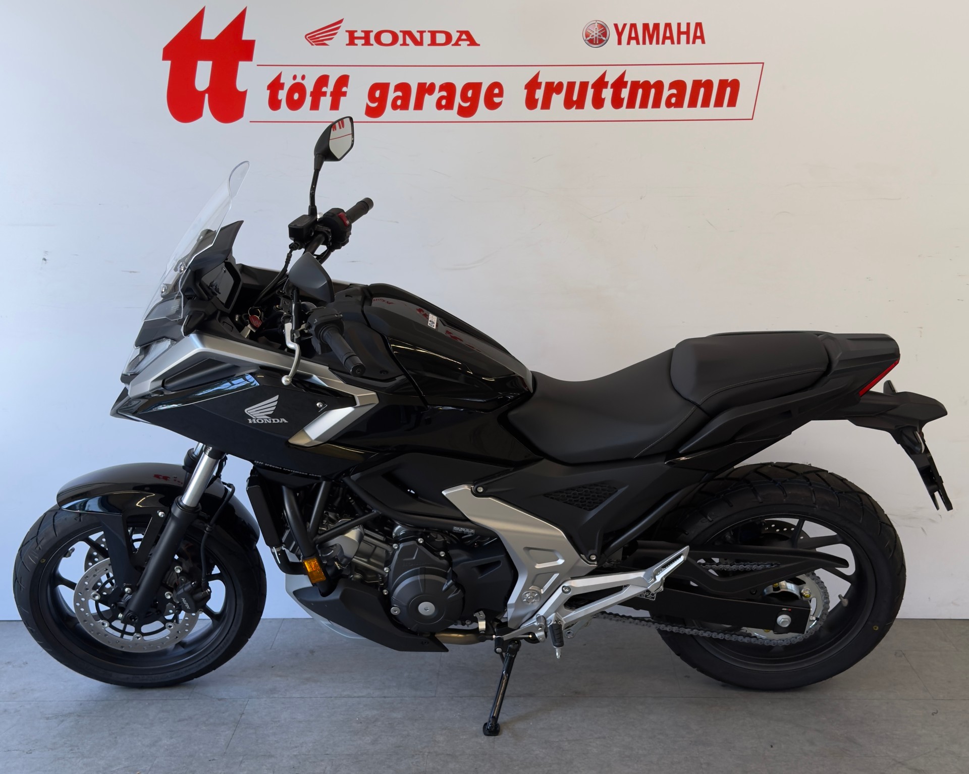 HONDA NC 750 X-showroom-element-1