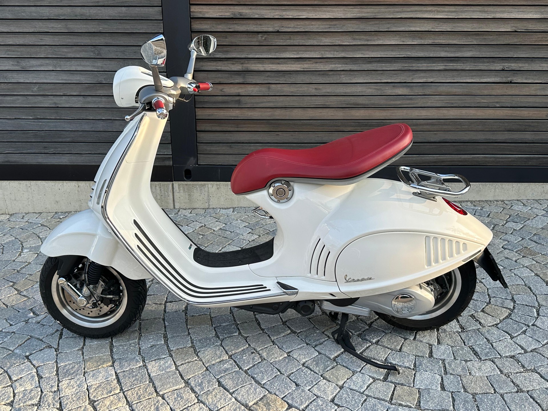 PIAGGIO Vespa 946 125 i.e. ABS