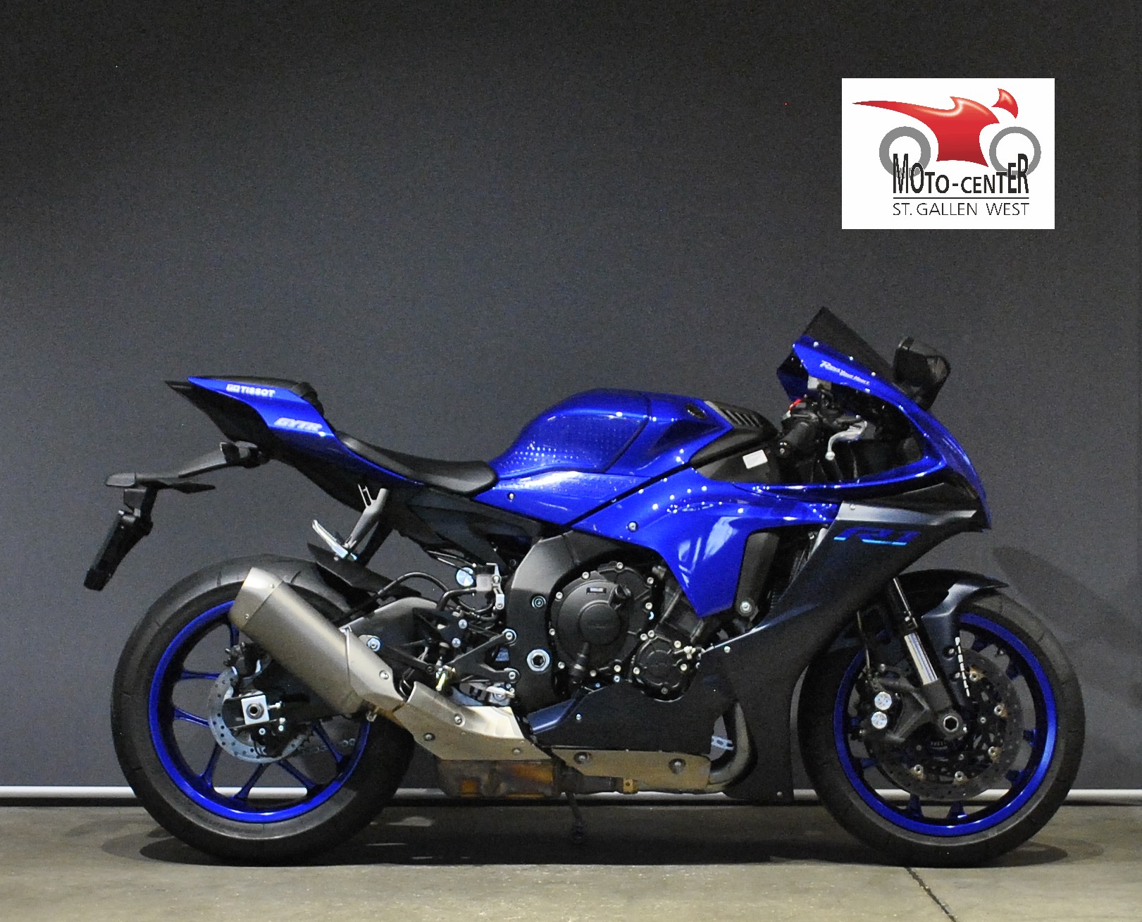 YAMAHA YZF-R1 ABS-showroom-element-1