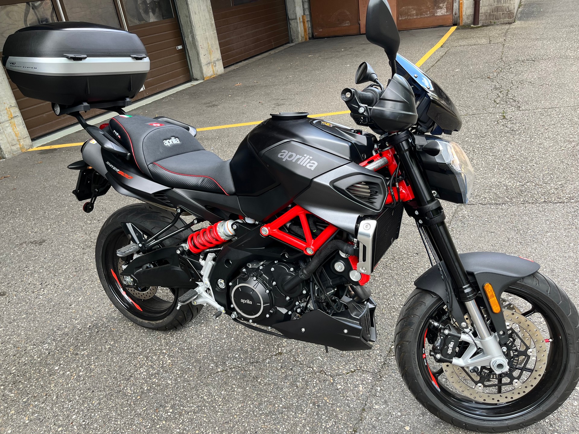 APRILIA Navi Sport 900-image-1