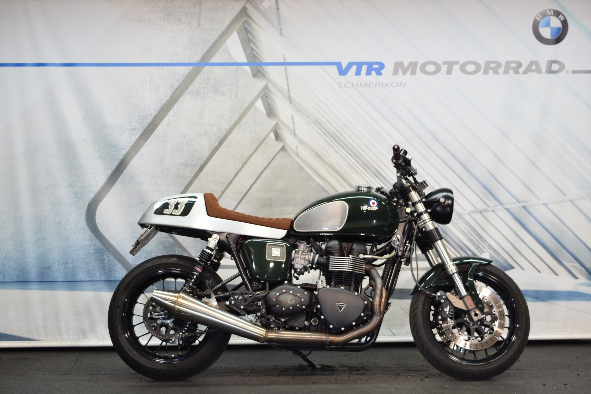 TRIUMPH Thruxton 900 High-End Custom Bike by britalmoto-showroom-element-1
