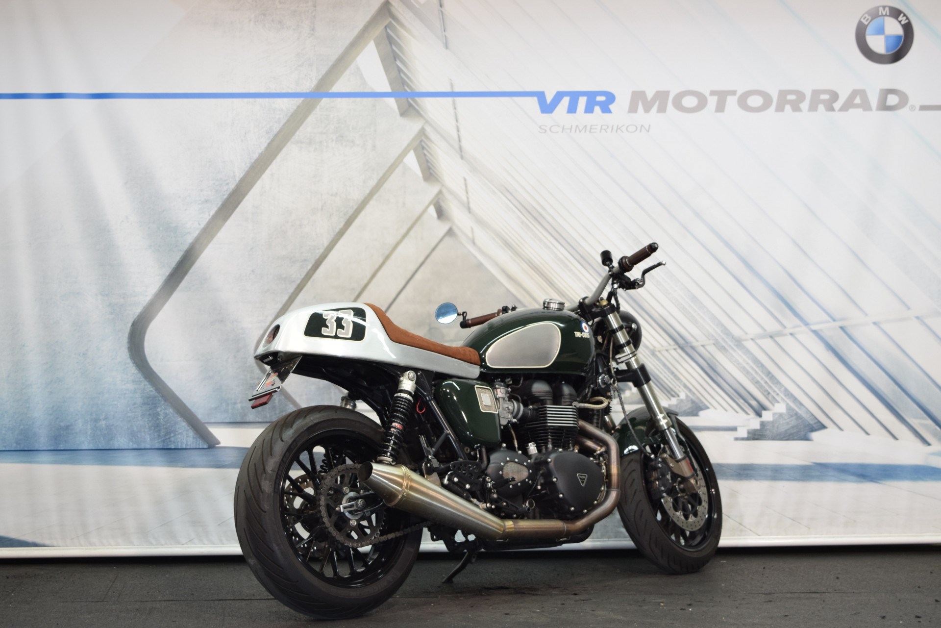 TRIUMPH Thruxton 900 High-End Custom Bike by britalmoto-showroom-element-2