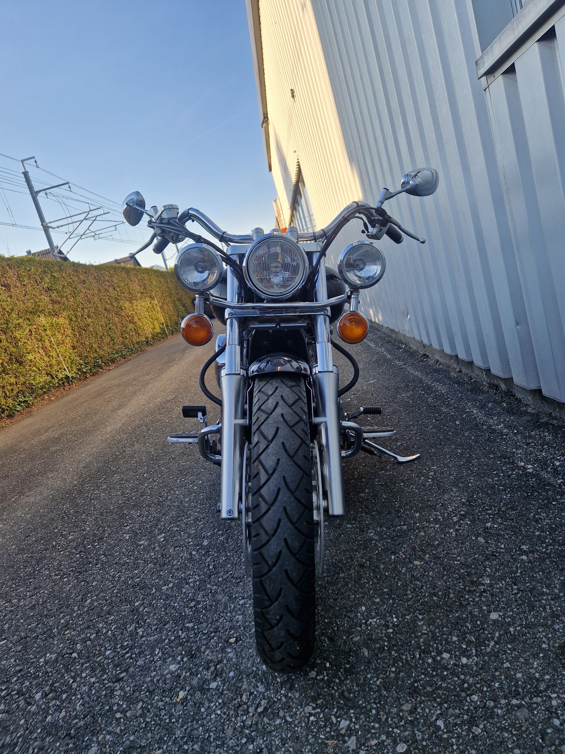 YAMAHA XVS 1100 DRAG STAR KUNDENAUFTRAG-showroom-element-2