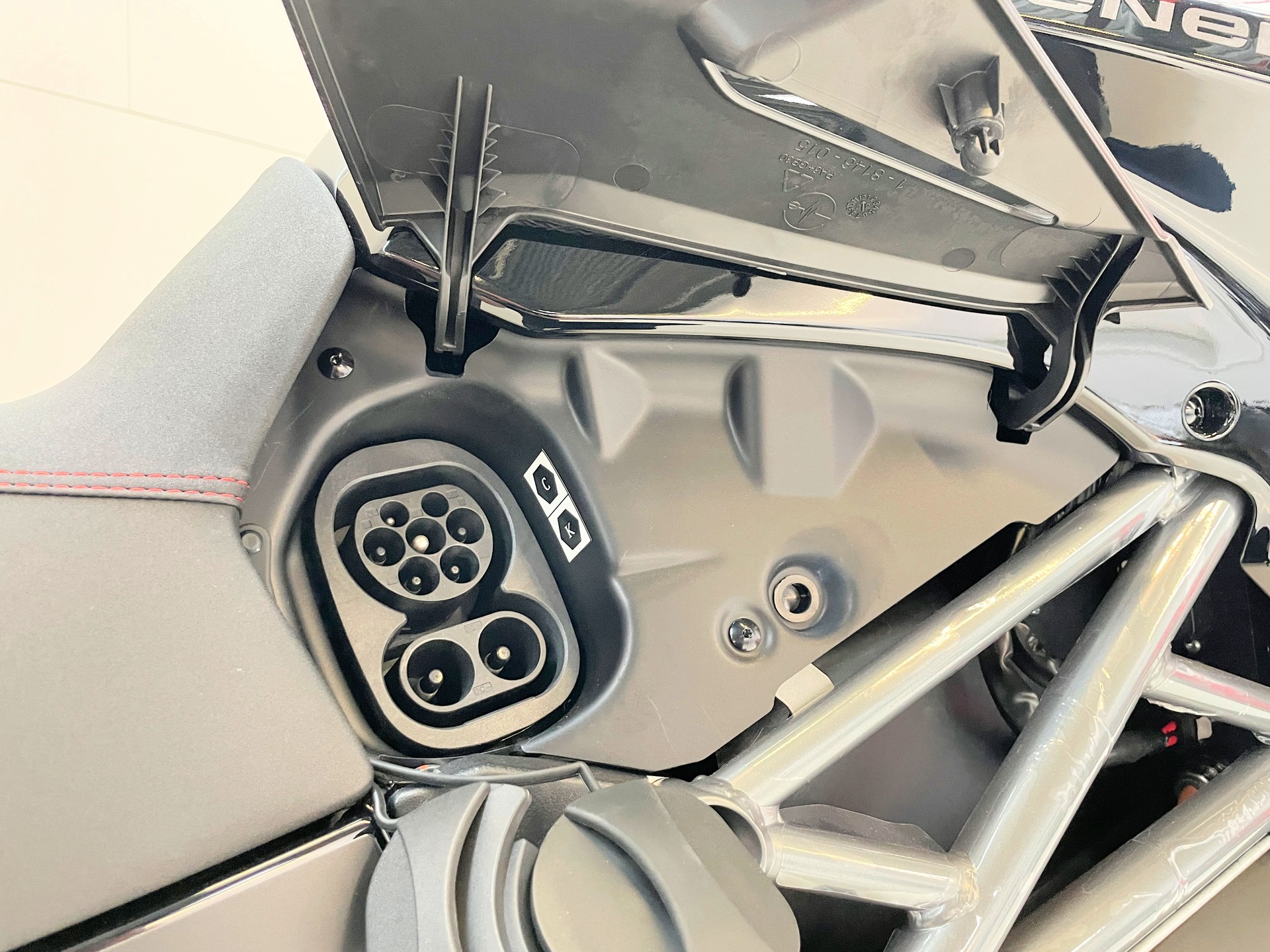 ENERGICA Experia-image-8
