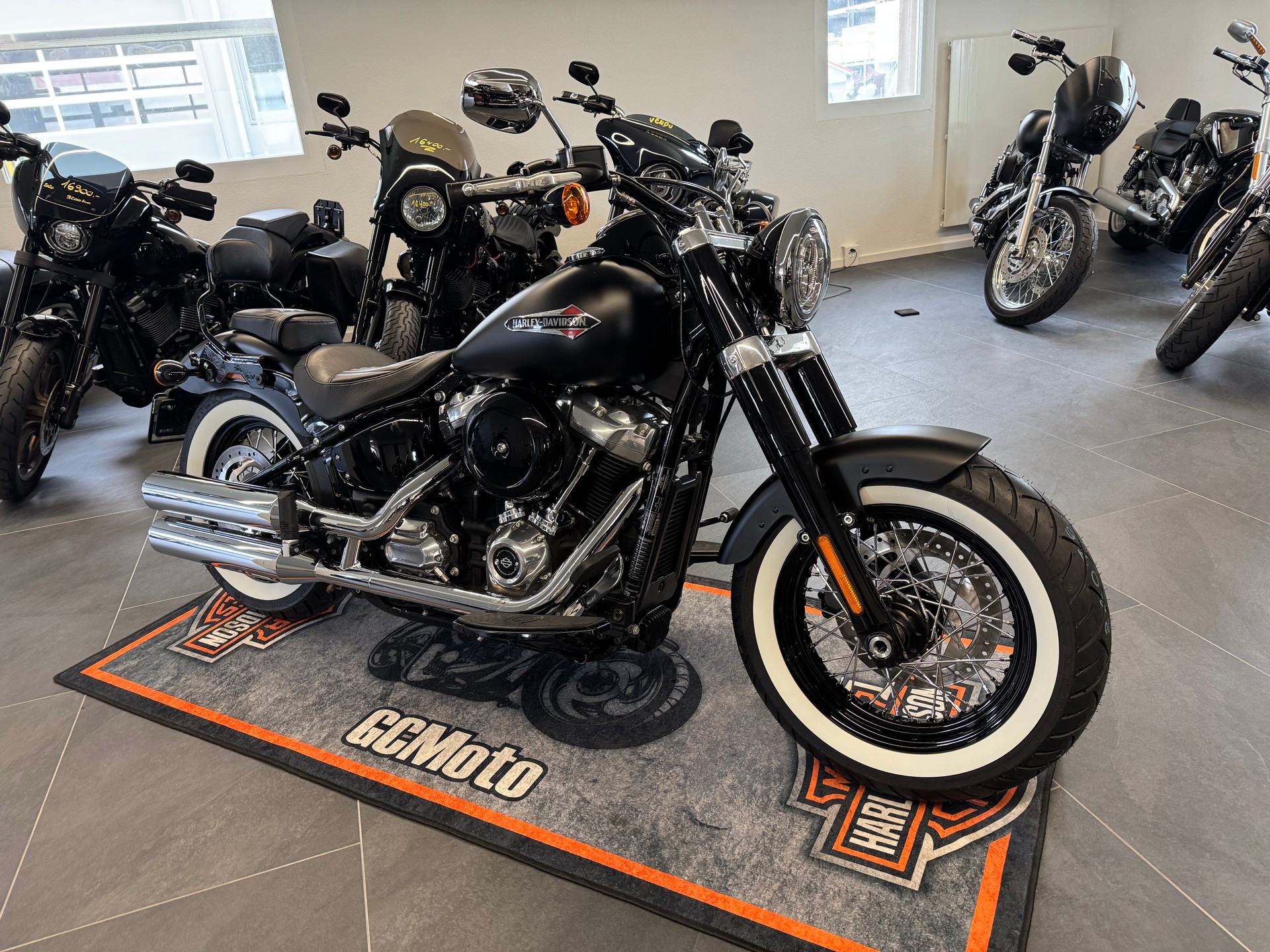 HARLEY-DAVIDSON FLSL Softail Slim 107 ABS-image-4