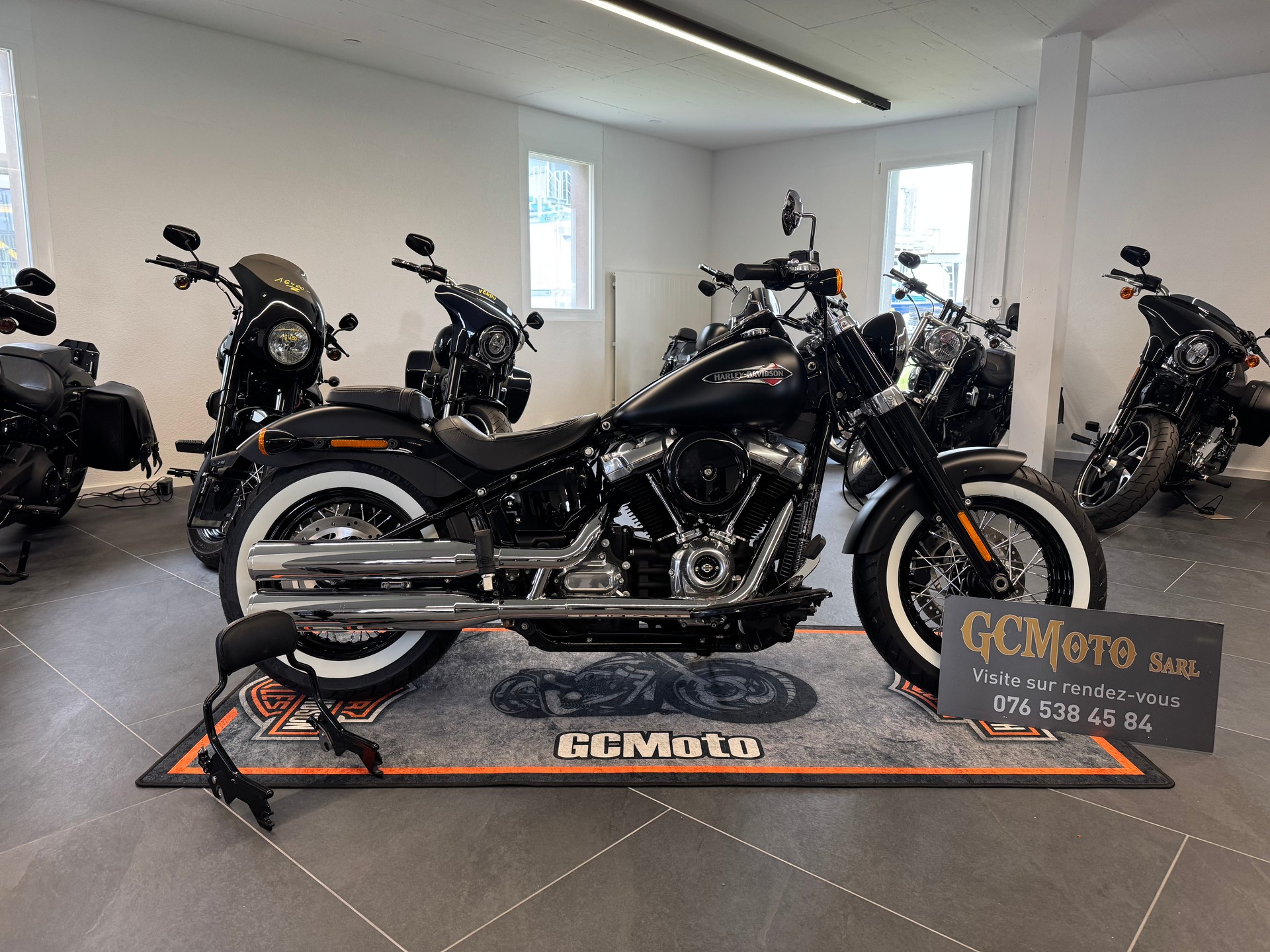 HARLEY-DAVIDSON FLSL Softail Slim 107 ABS