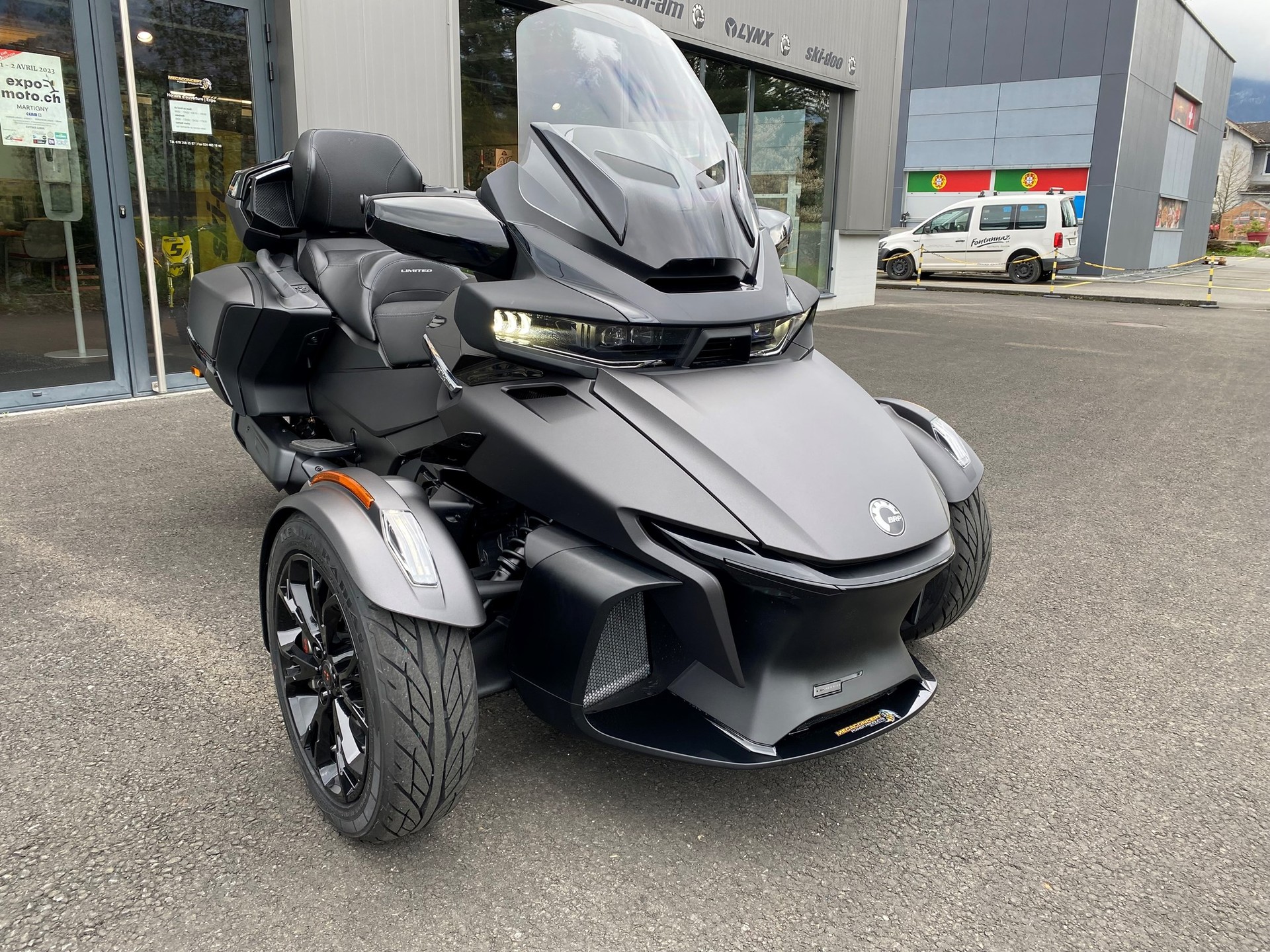 CAN-AM Spyder RT-LTD Dark Edition SE6-image-1