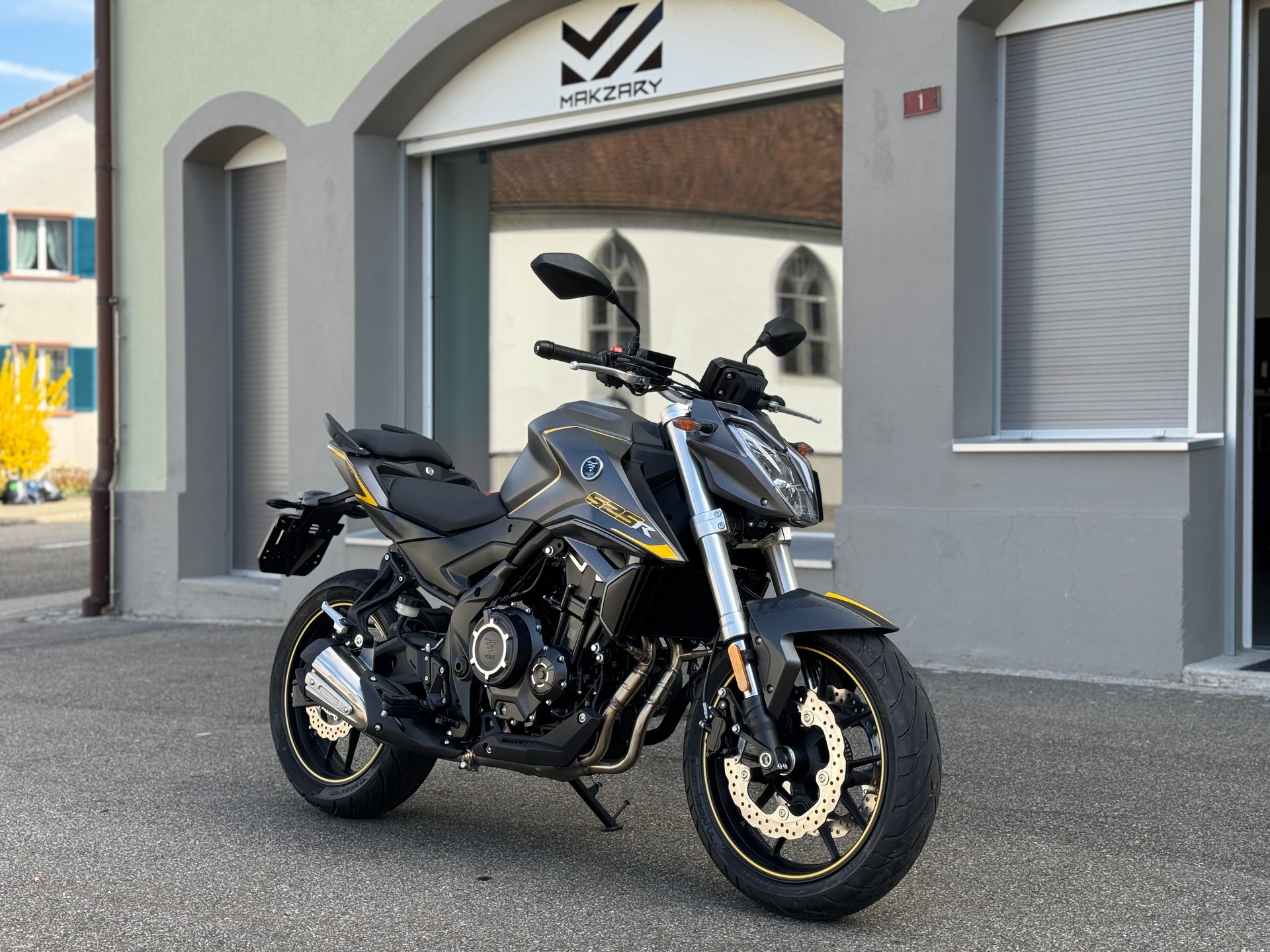 VOGE 525 R-image-0