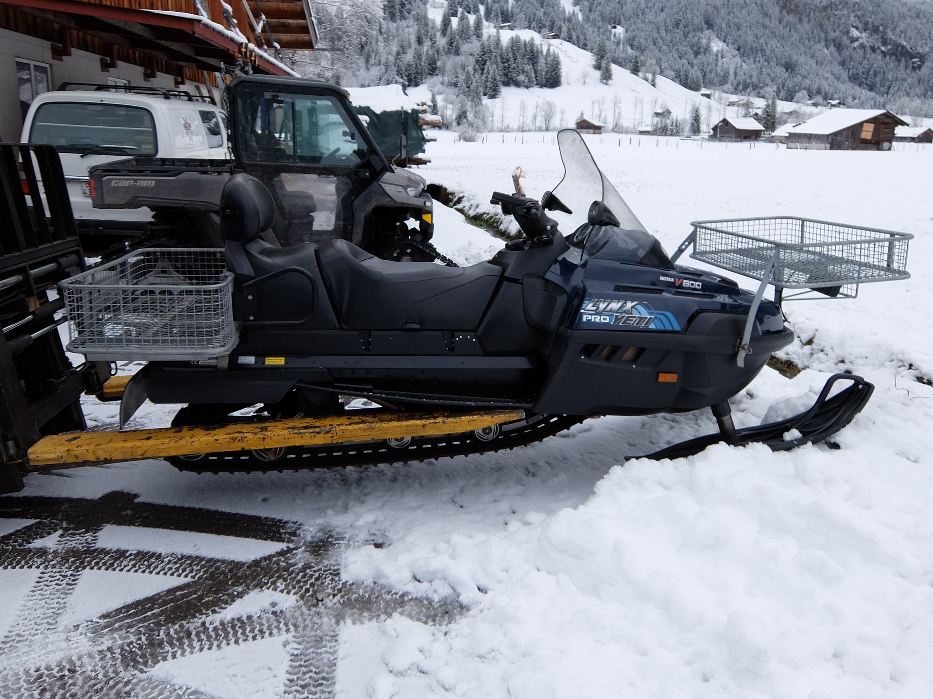 LYNX Yeti Pro V 800
