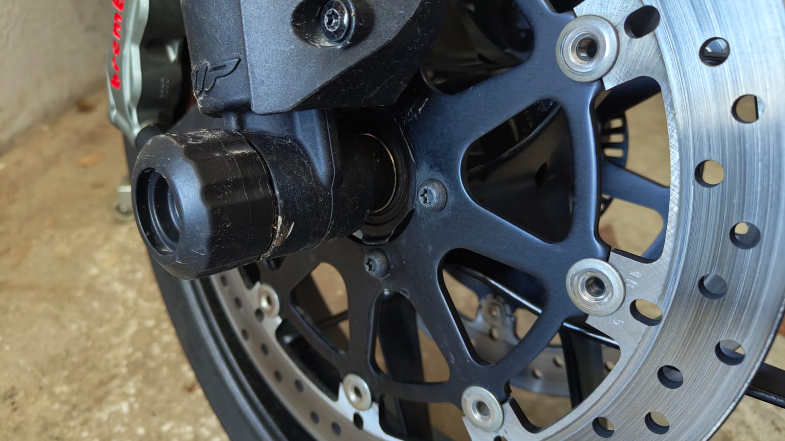 KTM 890 Duke R-image-4
