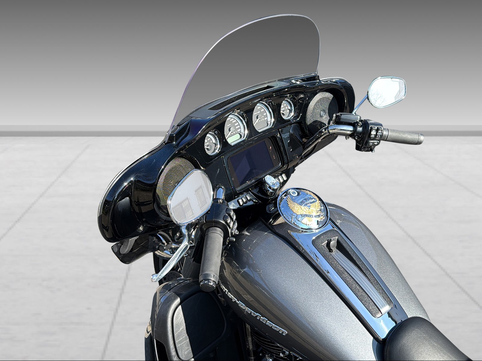 HARLEY-DAVIDSON FLHTK Electra Glide Ultra Limited 114-showroom-element-3