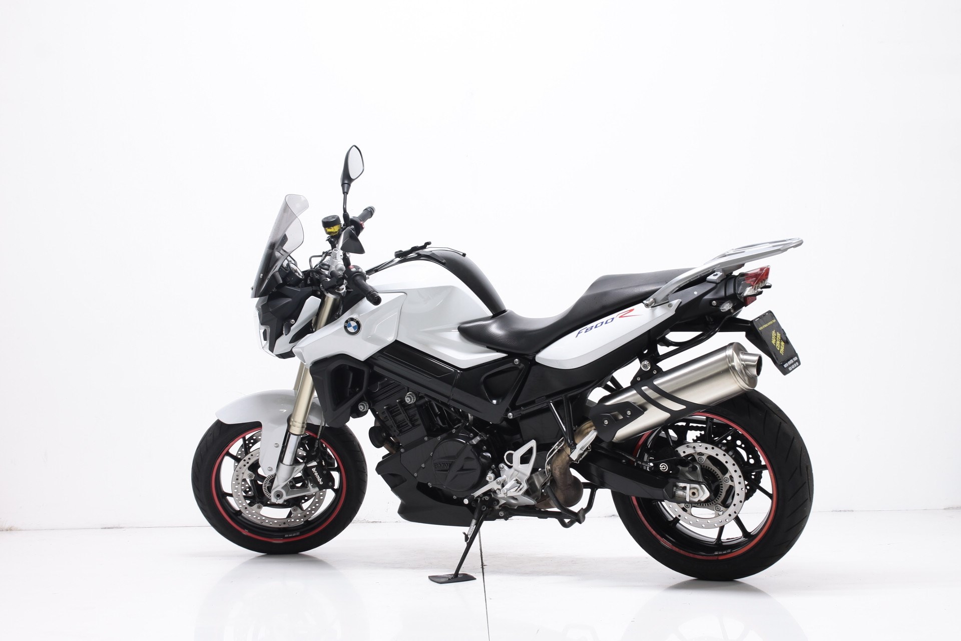 BMW F 800 R-showroom-element-1