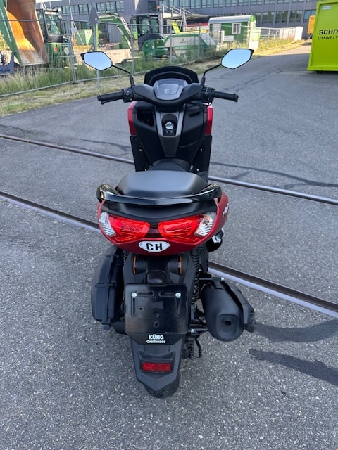 YAMAHA N-Max GPD 125-showroom-element-2