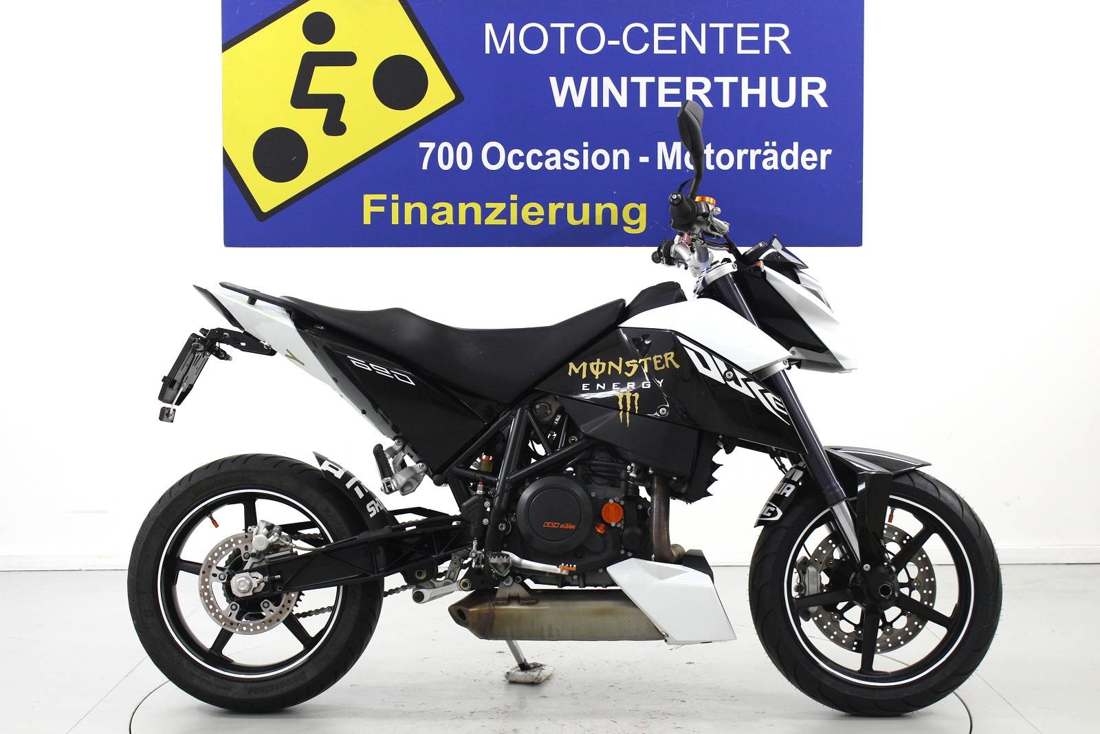 KTM Duke 690