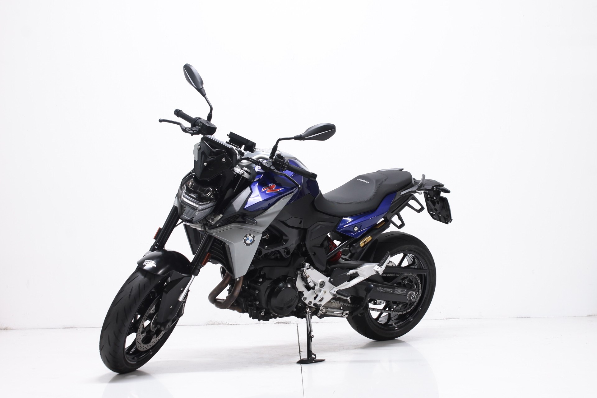 BMW F 900 R-showroom-element-1