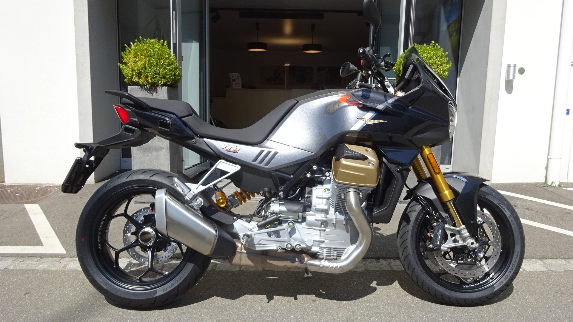 MOTO GUZZI V100 Mandello S