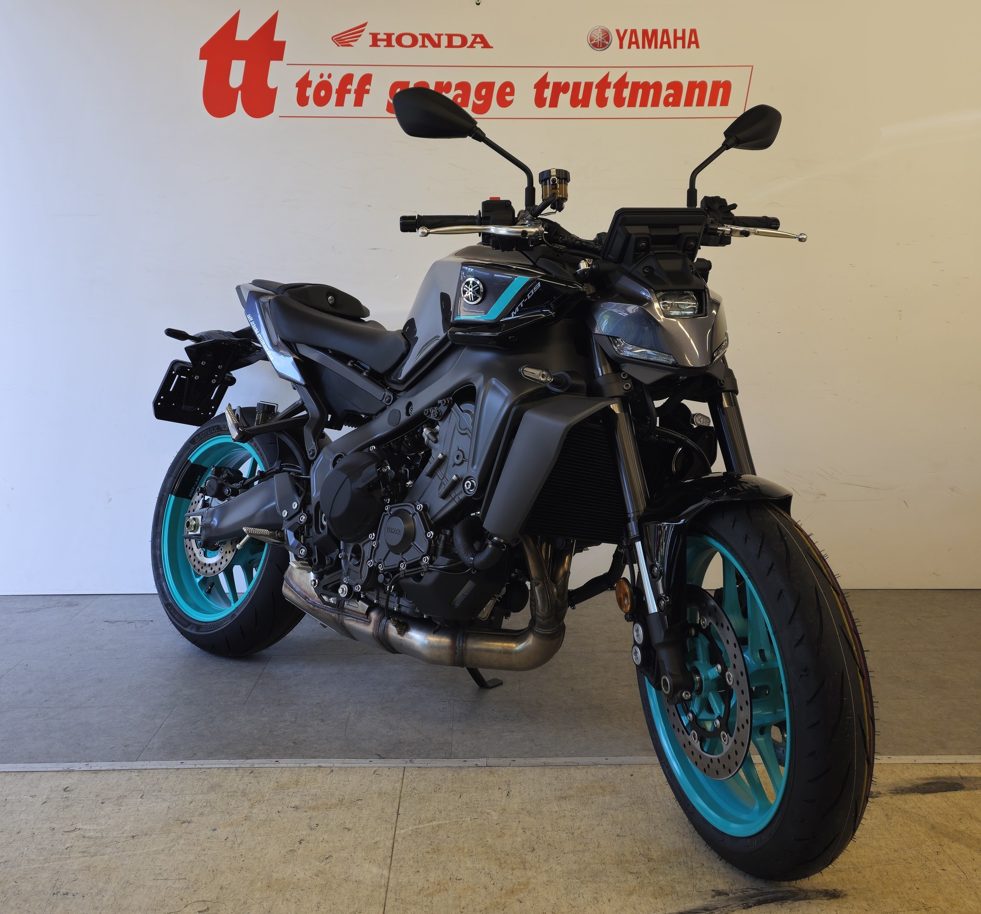 YAMAHA MT-09-image-2