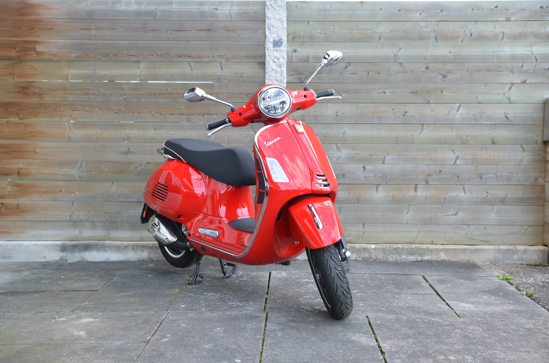 PIAGGIO Vespa GTS 300 Super ABS-showroom-element-2