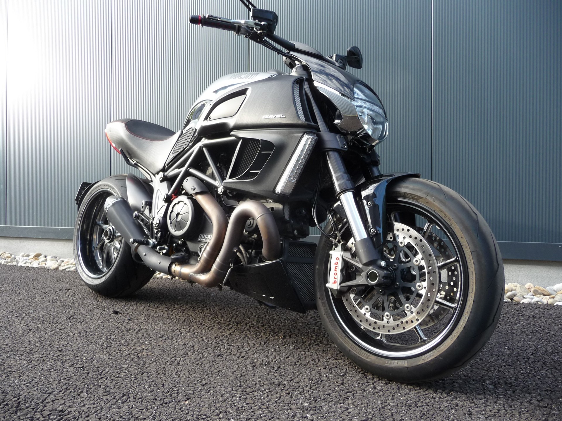 DUCATI Diavel 1200 Chromo-showroom-element-2