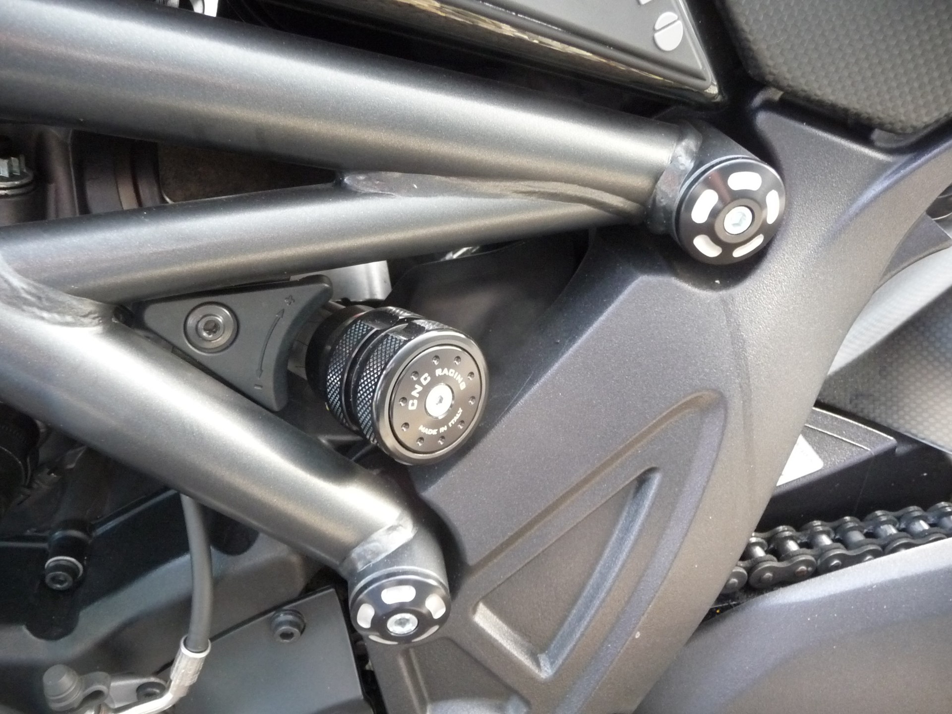 DUCATI Diavel 1200 Chromo-image-11