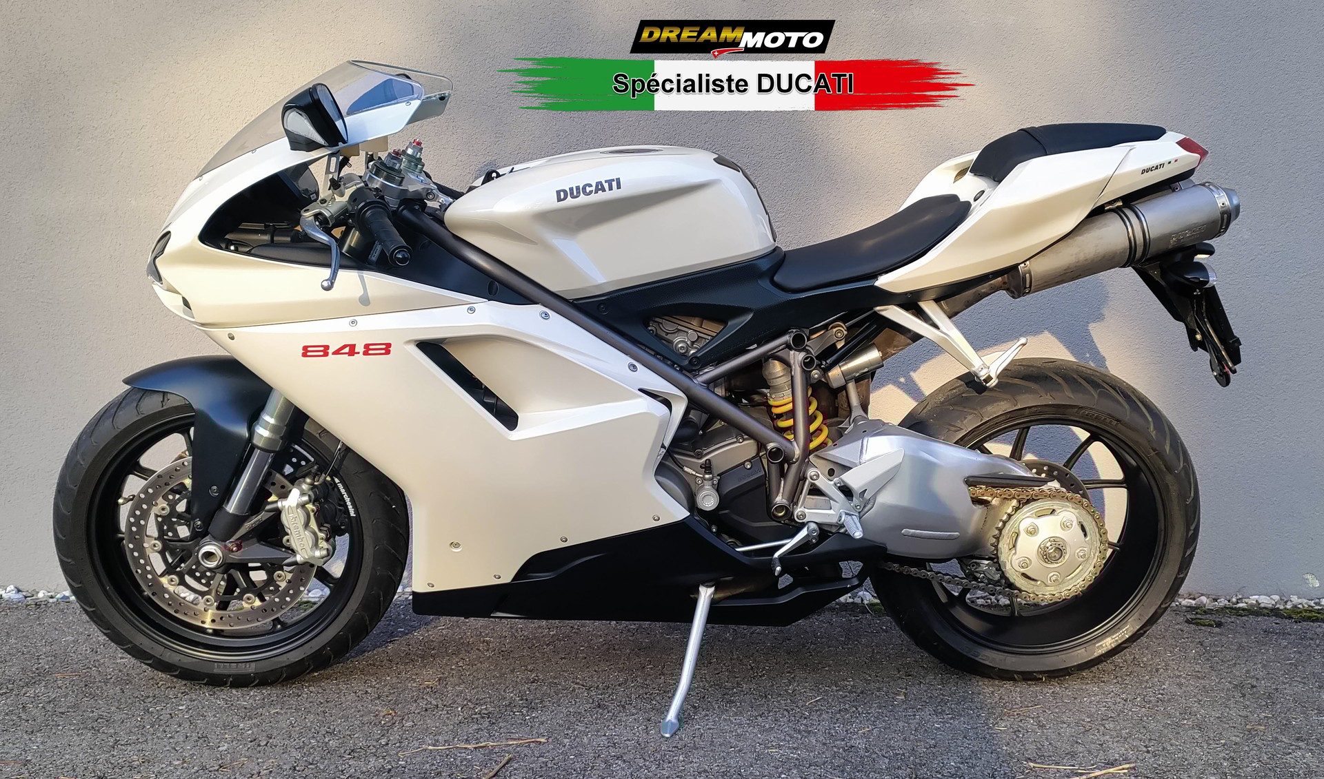 DUCATI 848 Superbike-showroom-element-3