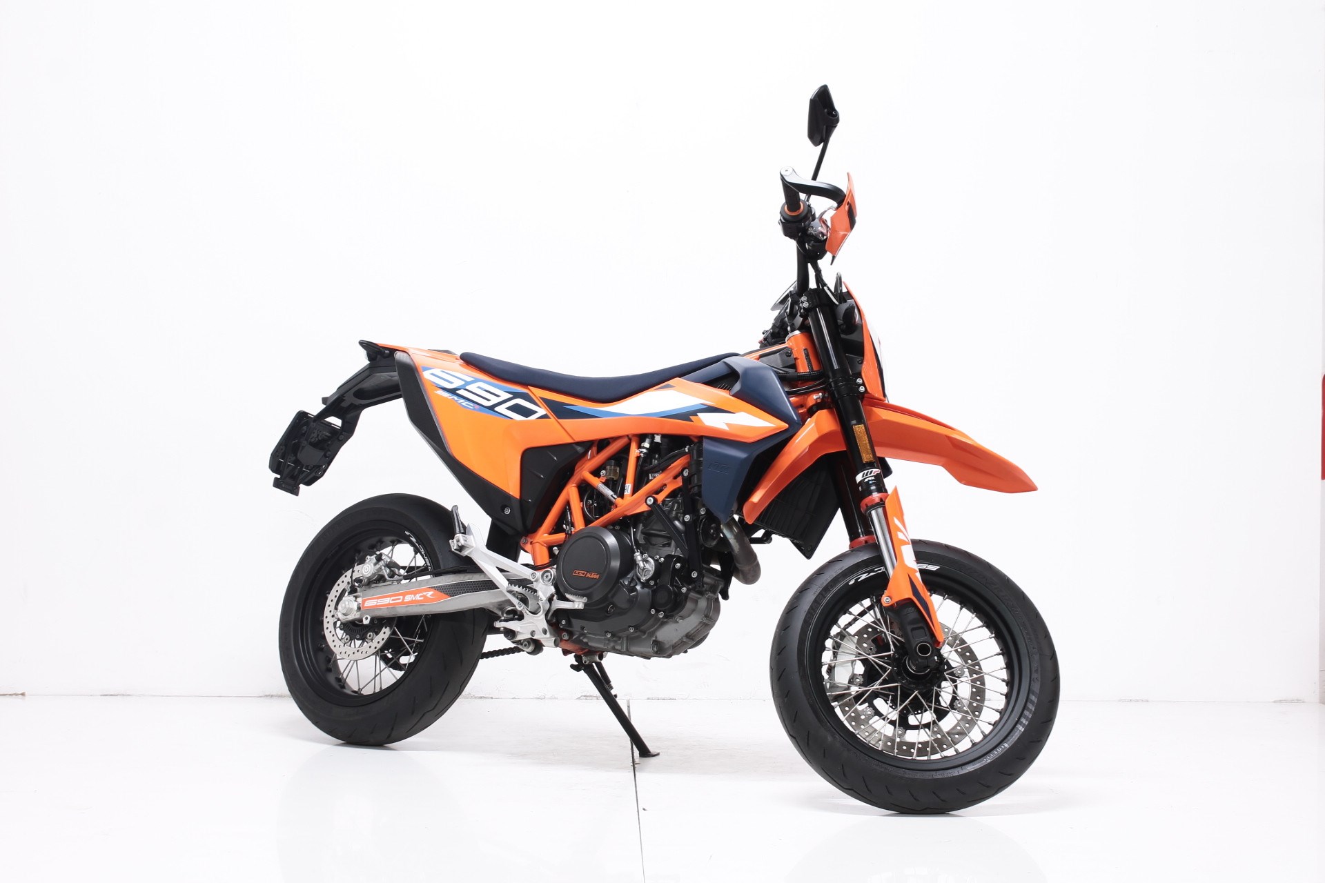 KTM 690 SMC R Supermoto