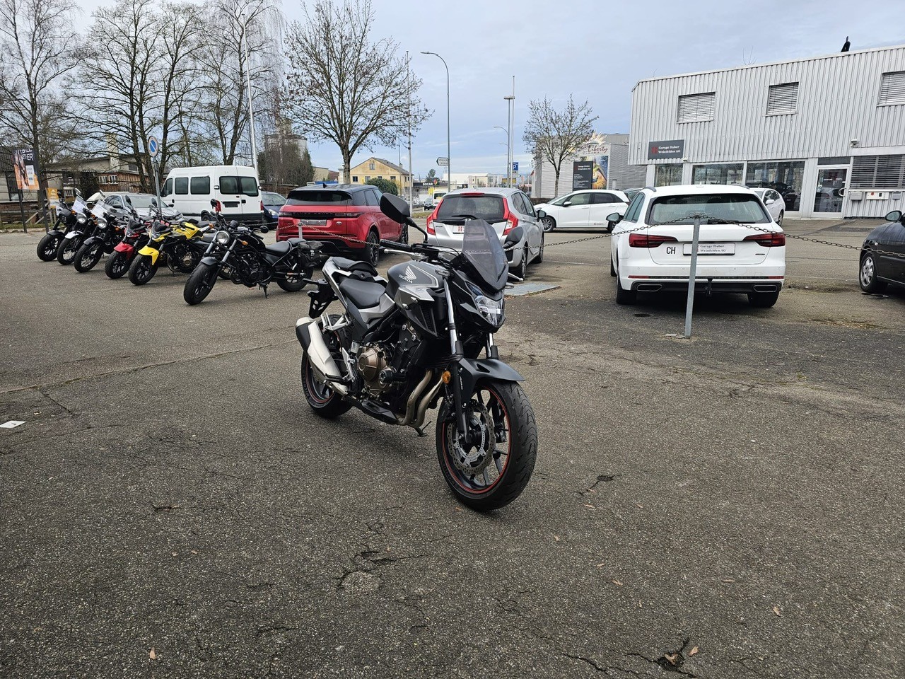 HONDA CB 500 F ABS-showroom-element-1