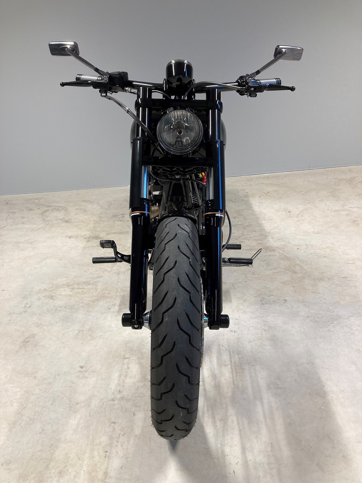 HARLEY-DAVIDSON FXDWGI Dyna Wide Glide-image-1