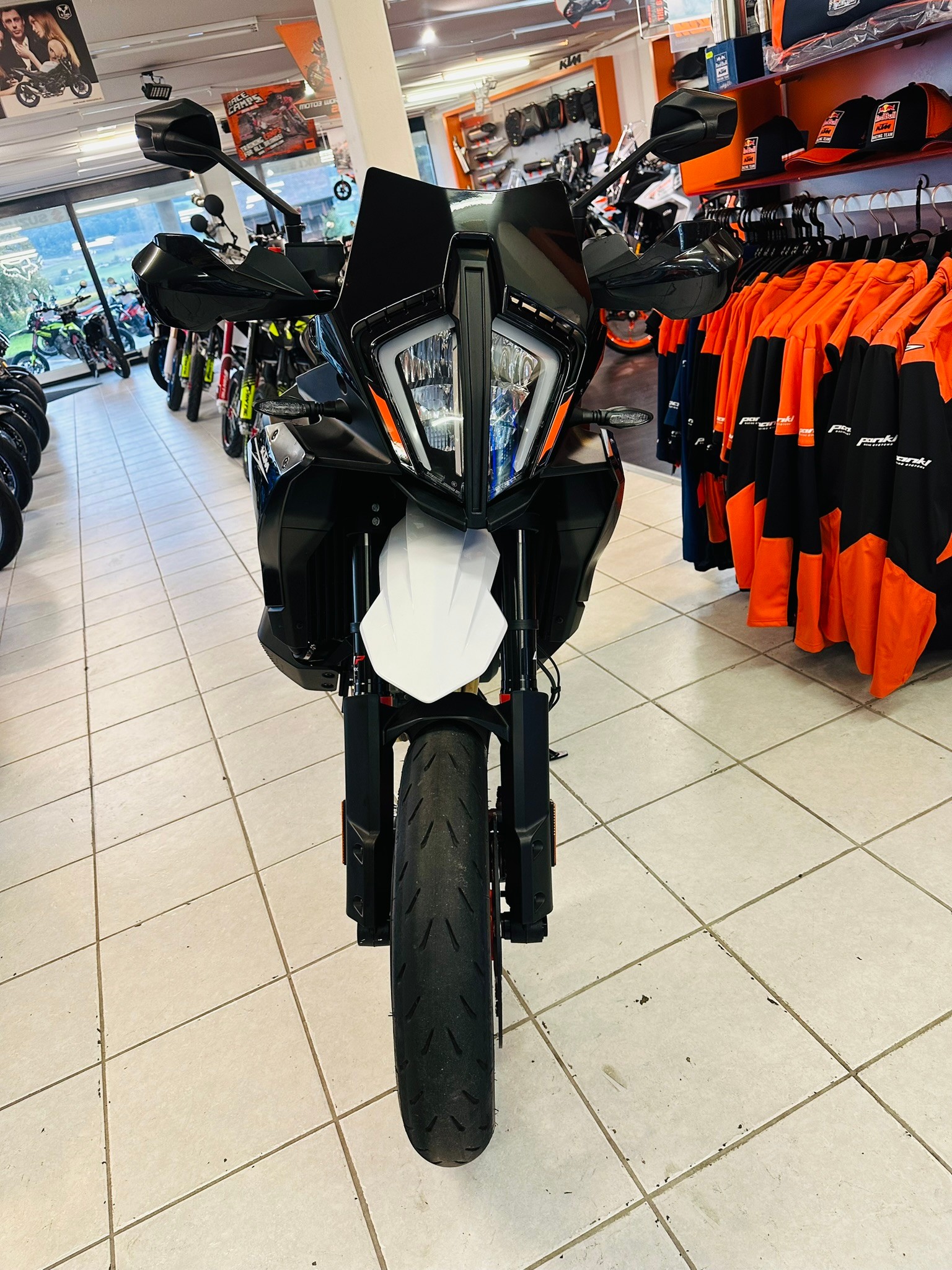 KTM 890 SMT
