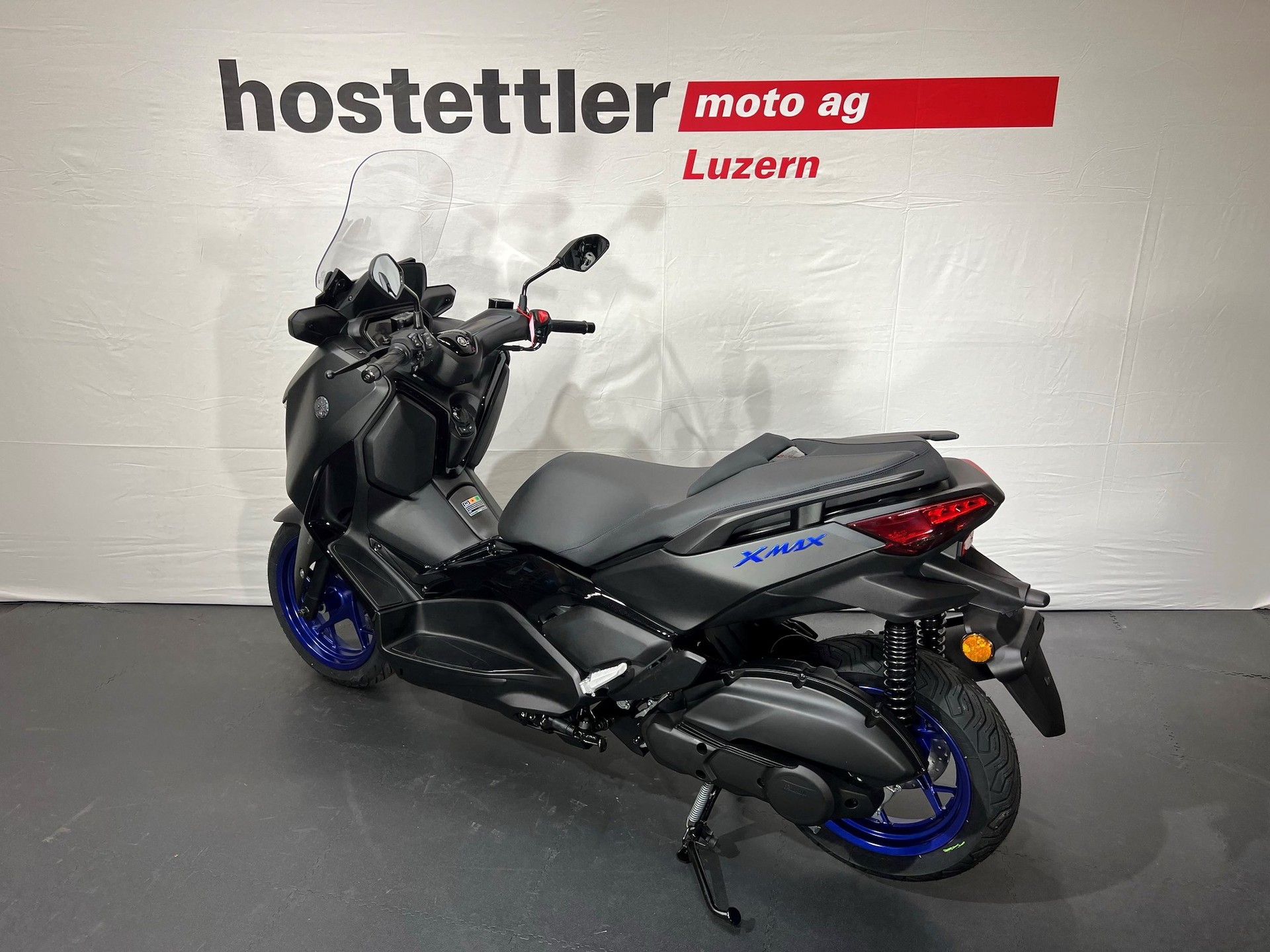 YAMAHA X-MAX-image-3